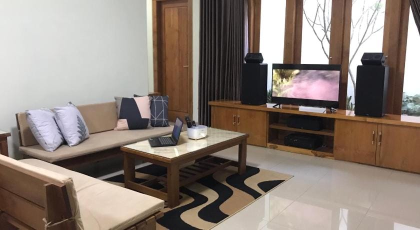 OmahKoe Homes Mountain View Vacation rental in Batu