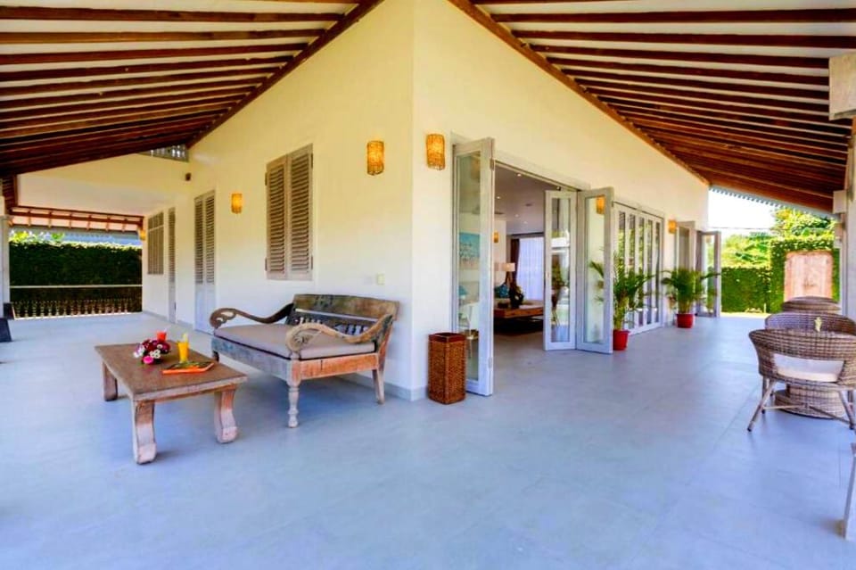 Luxury 3 BR With Pool Villa #R10 Villa in Kuta Selatan