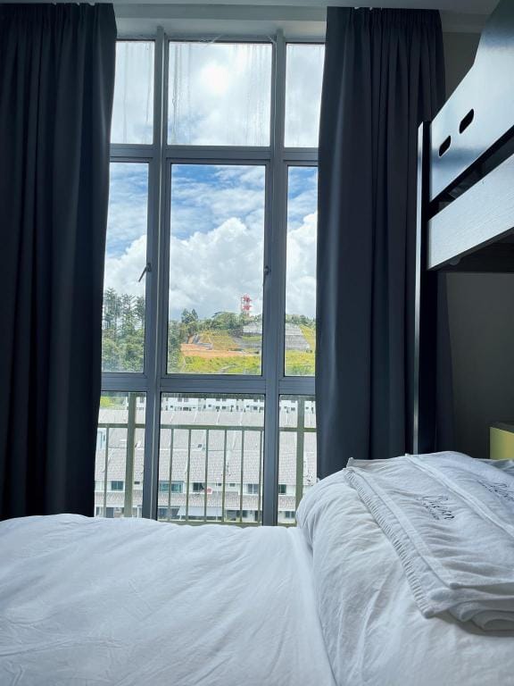 Odeon18@Golden Hills -Penthouse(Nightmarket) Vacation rental in Brinchang