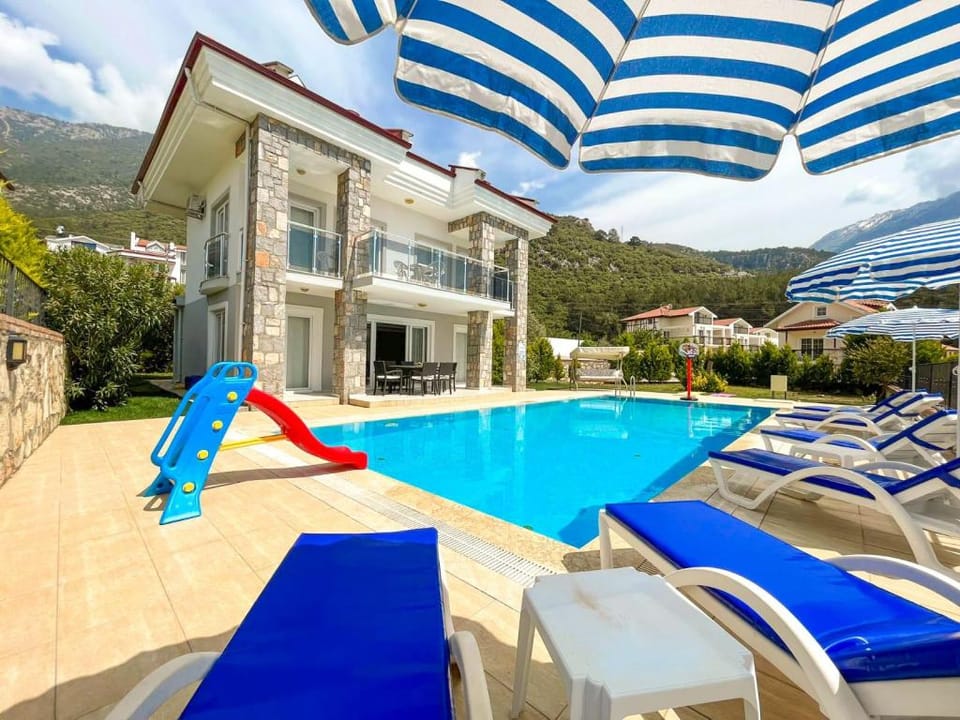 Relaxing with family Villa in Ölüdeniz