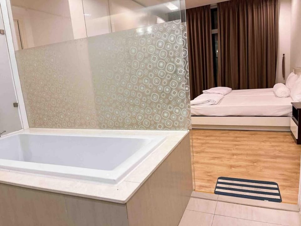 Seaview, High floor, 03 Bedrooms, 150m2 Apartment in Phan Thiet