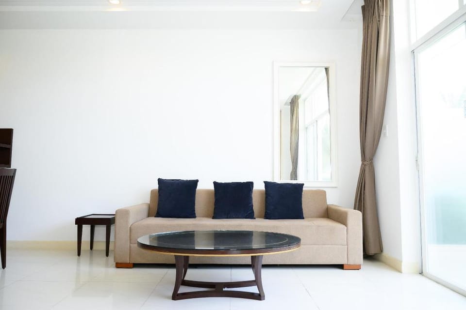Seaview Ocean Vista - king beds, big balcony 200m2 Apartment in Phan Thiet