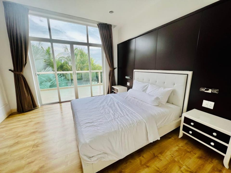 Seaview Ocean Vista - king beds, big balcony 200m2 Apartment in Phan Thiet