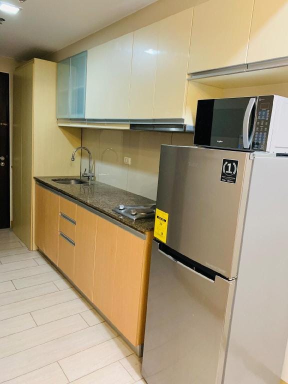 Josh' Hotel-like place with Awesome amenities! Vacation rental in Pasig