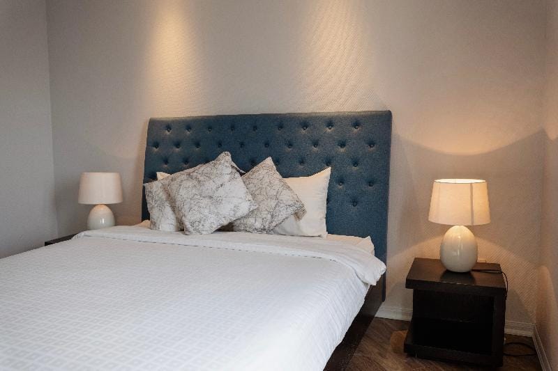 CENTRAL CITY VIEW 2BR SERVICED GYM/POOL/FAMILY Apartment in Hanoi