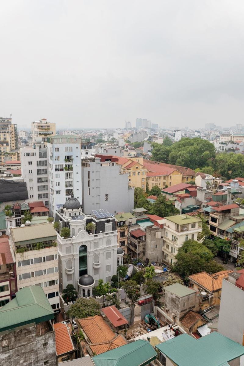 CENTRAL CITY VIEW 2BR SERVICED GYM/POOL/FAMILY Apartment in Hanoi
