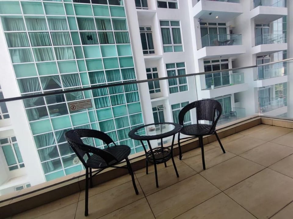 KSL City 2BedRoom King+Queen+2single @R9 HomeStay Apartment in Johor Bahru