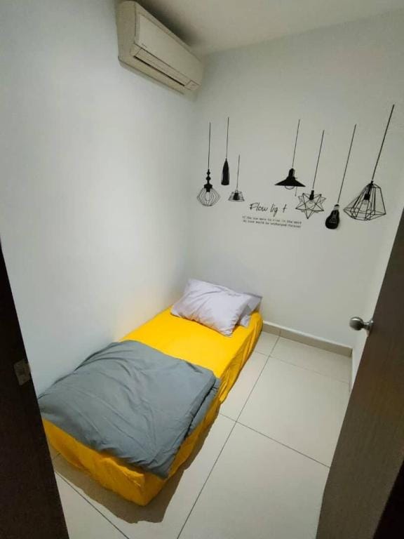 KSL City 2BedRoom King+Queen+2single @R9 HomeStay Apartment in Johor Bahru