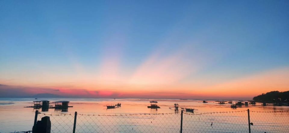 Golden Kirins Beach Resort Lian Batangas  Apartment in Calabarzon