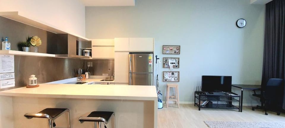 King Studio with Balcony KLCC view, M City Apartment in Federal Territory of Kuala Lumpur