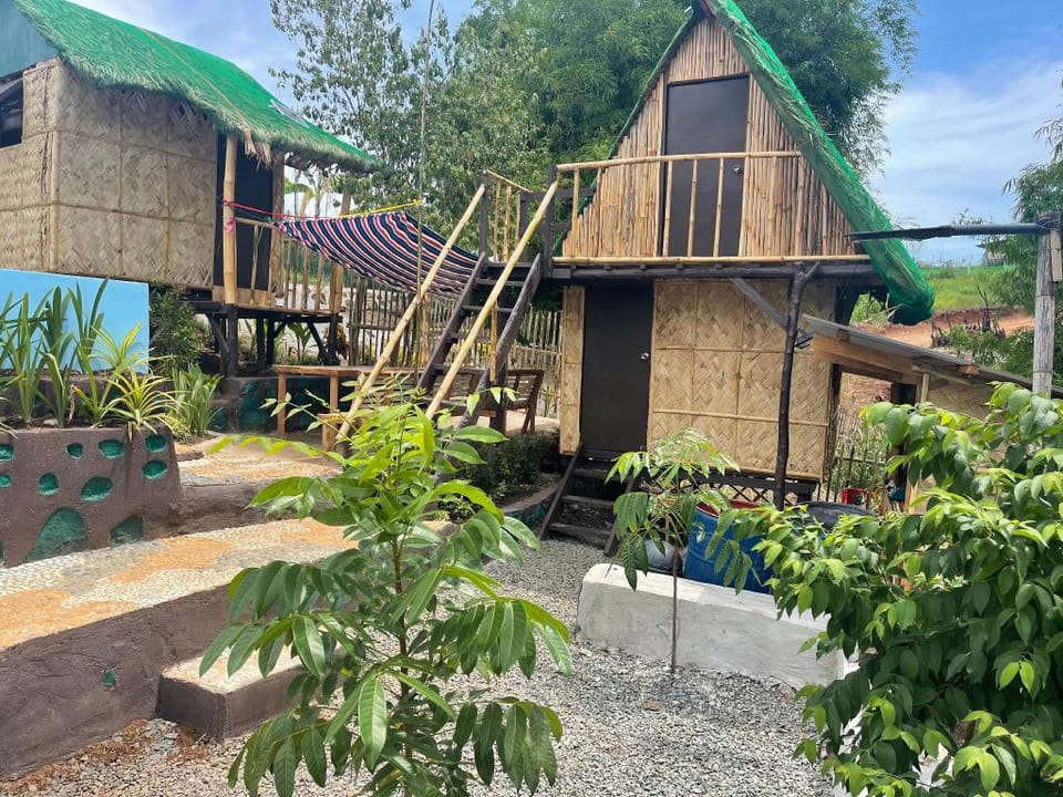 Darwin’s Hut Villa in Calabarzon