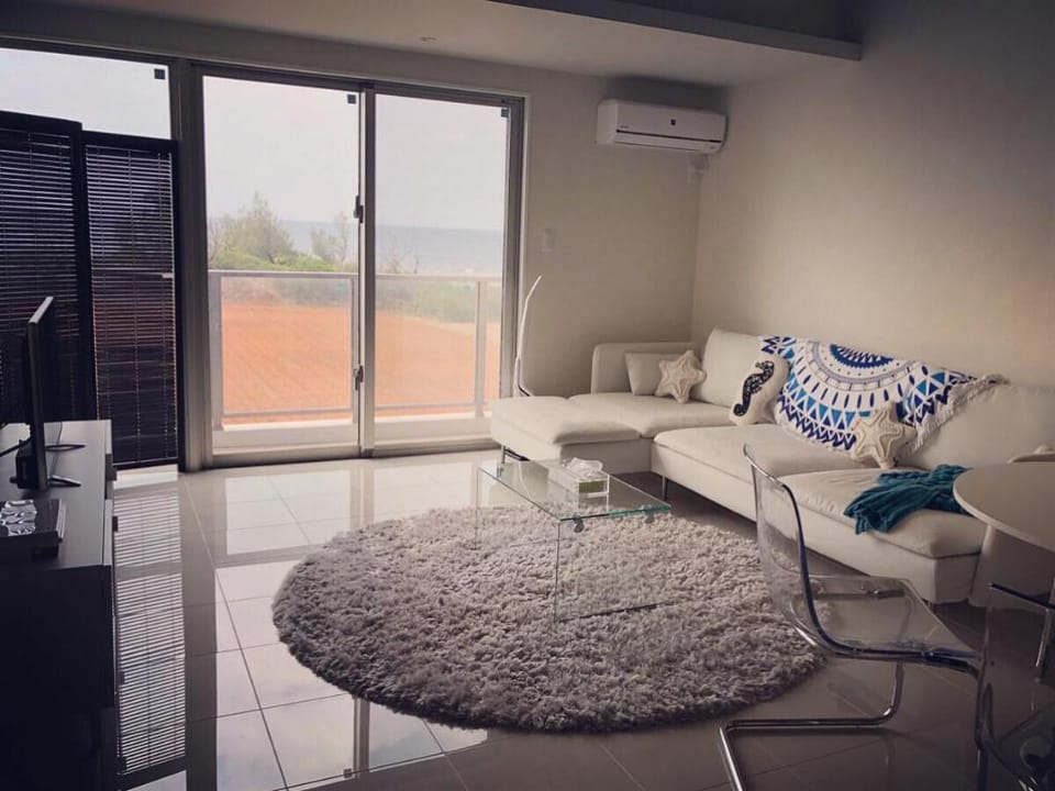Ocean Resort Maedamisaki 202 Ocean View Terrace! 3-Minute Walk to the Beach! Apartment in Okinawa Prefecture