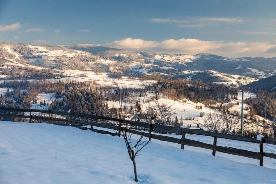 Cabana Bucuria Munților Vacation rental in Cluj County