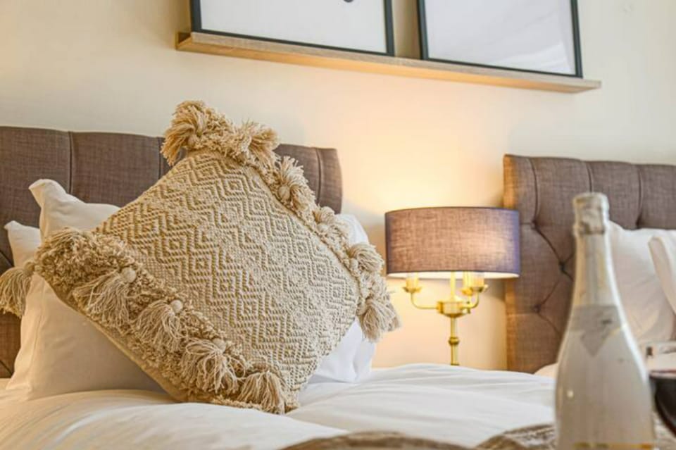 Lowndes House - Close to City Centre - FreeParking Vacation rental in Aylesbury Vale