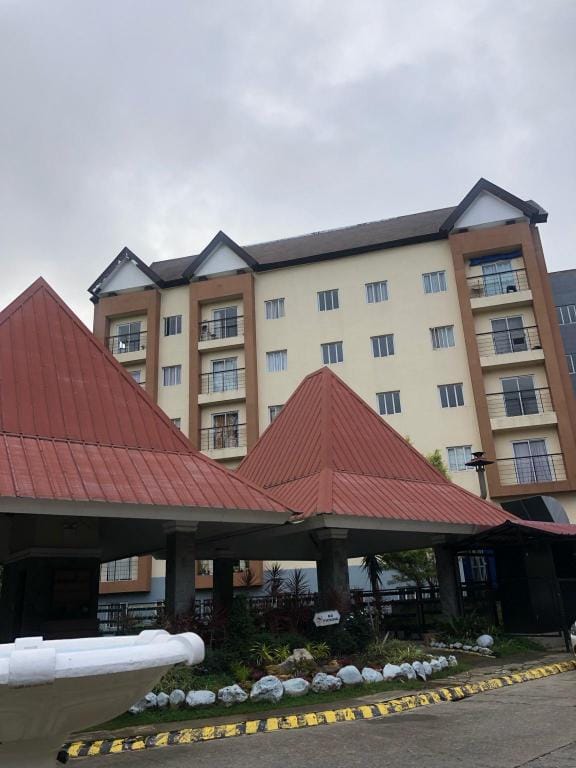 SunRise  2 Bedroom Condo  - The Courtyards Apartment in Baguio