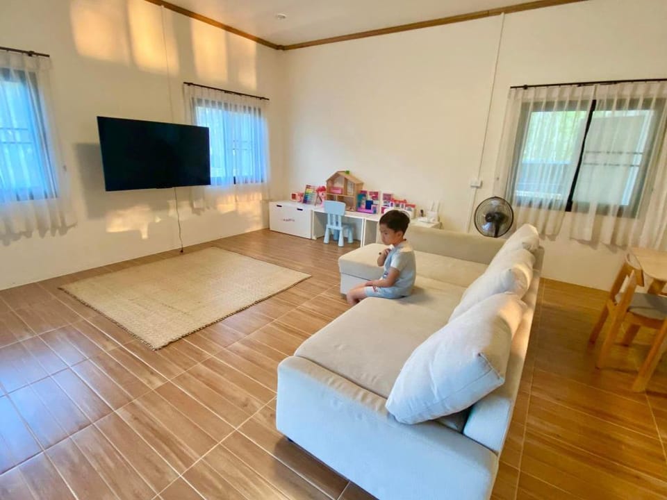 DQnla Pool Villa พัทลุง ห้องนอนใหญ่และสระส่วนตัว Villa in Thailand