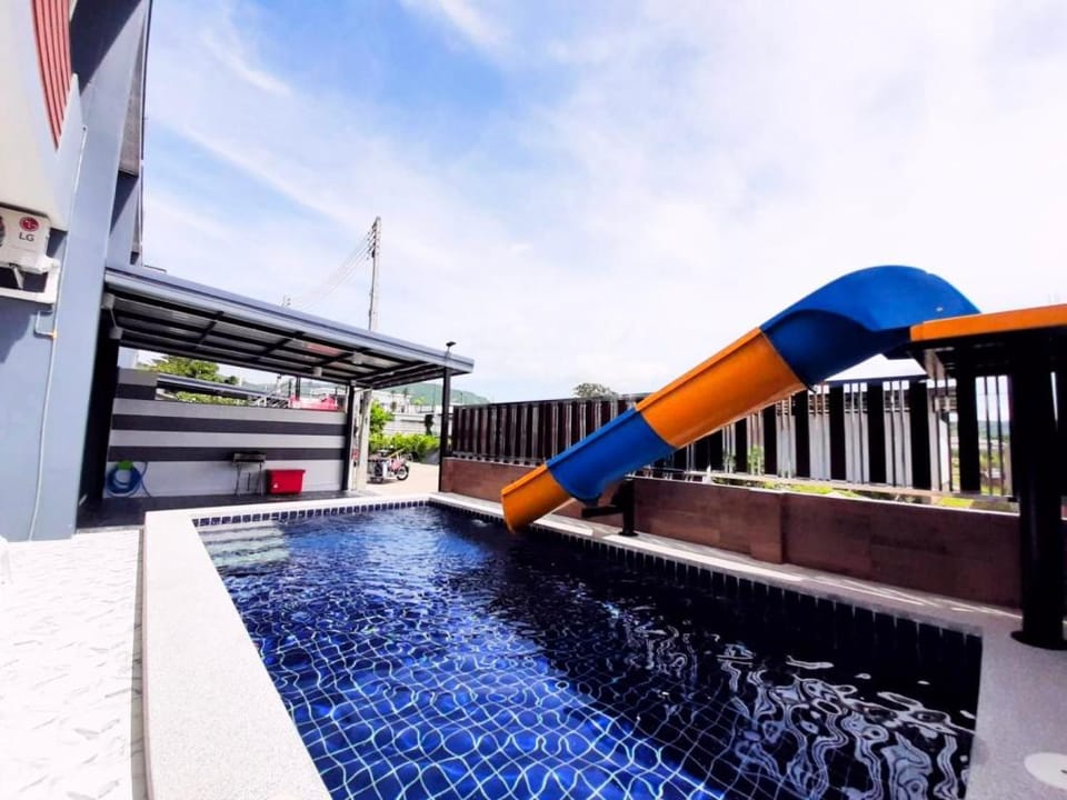 PoolVilla 4 Bedrooms 1 Party Bedroom Slider Huahin Villa in Hua Hin District