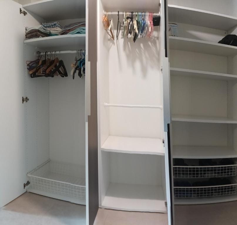 Large & beautiful studio 500 m the Metro+parking Apartment in Paris
