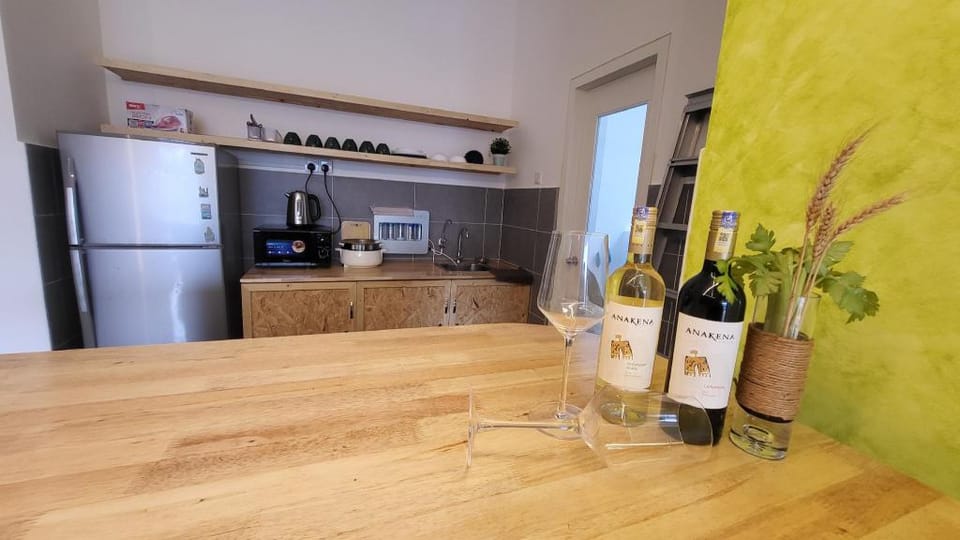 WoodenStay @ The Cove Hillside Residential (10pax) Apartment in Ipoh