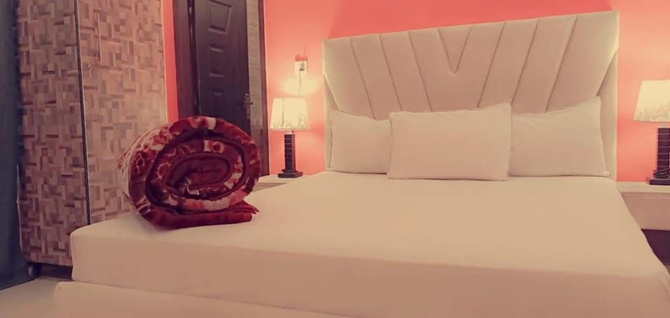 Prestige Royal Apartments and Lodges Villa in Lahore