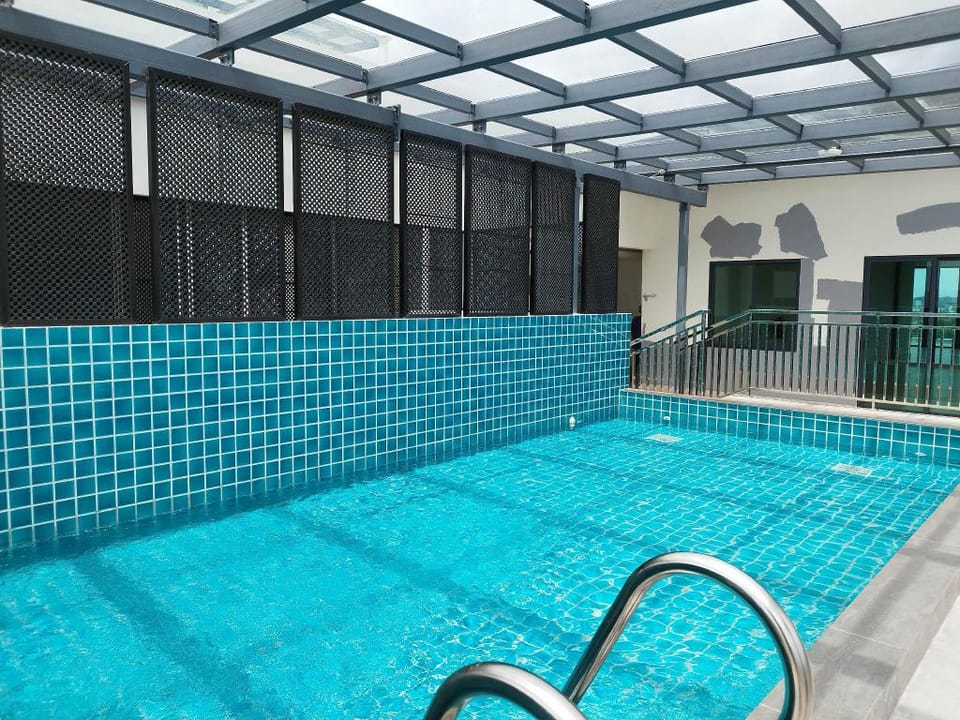 Holiday @ONE Homestay 6pax 3Rooms Apartment in Kuching