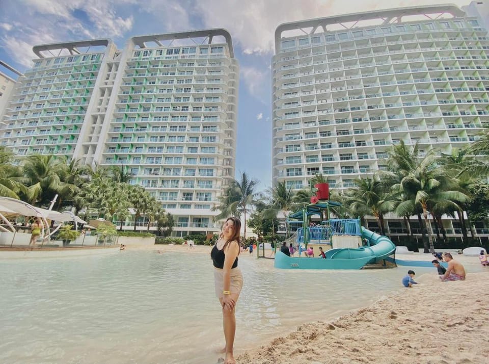 Azure Miami 517 2Br-6pax Homey PoolView & Balcony Apartment in Paranaque