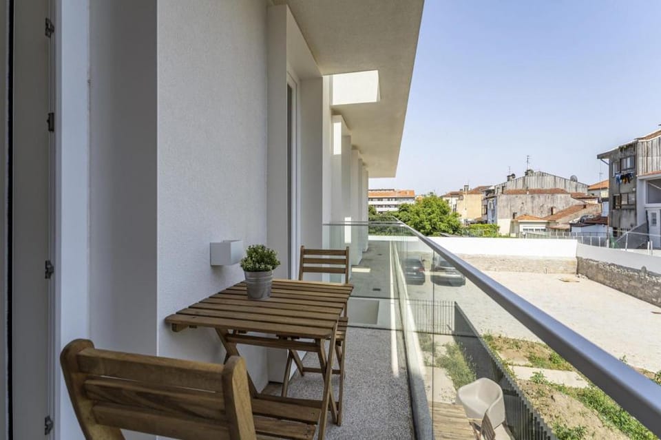 Nomad's Lux - 1BED Quartier des Arts Apartment in Porto