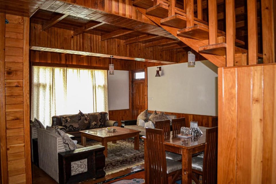 Aananda-Boutique Stays Manali Villa in Himachal Pradesh