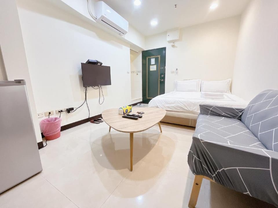 END/B1 Apartment in Taipei City