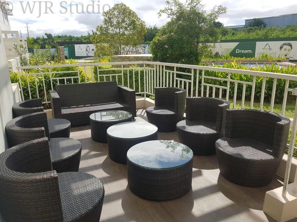 King Bed Suite- Cozy & Stylish Place in Alabang! Apartment in Muntinlupa