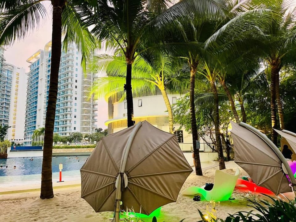 Azure Positano Tower Beach Vibe Apartment in Paranaque