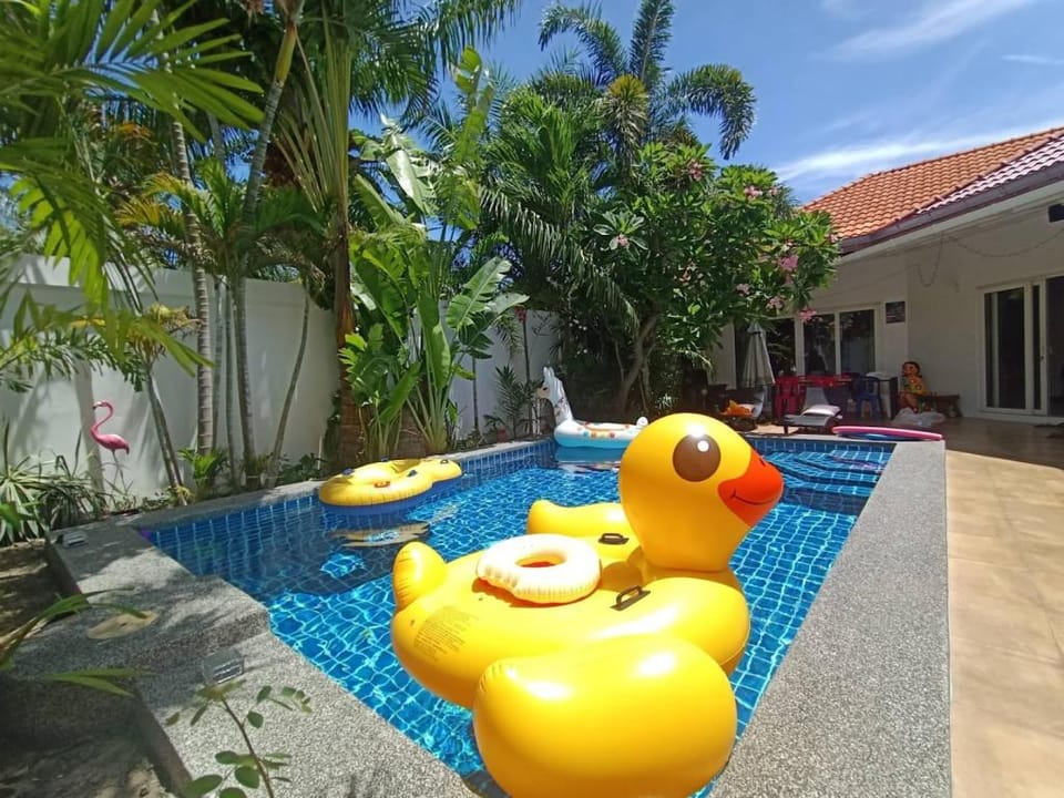 Uhouse Majestic  Villa in Pattaya City