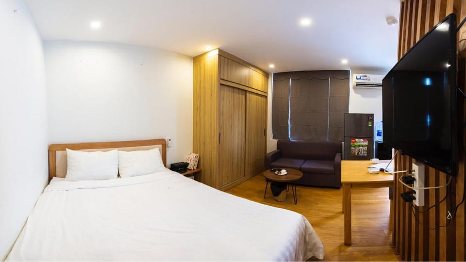 Housing 39  Linh Lang - Sarami Apartment in Hanoi