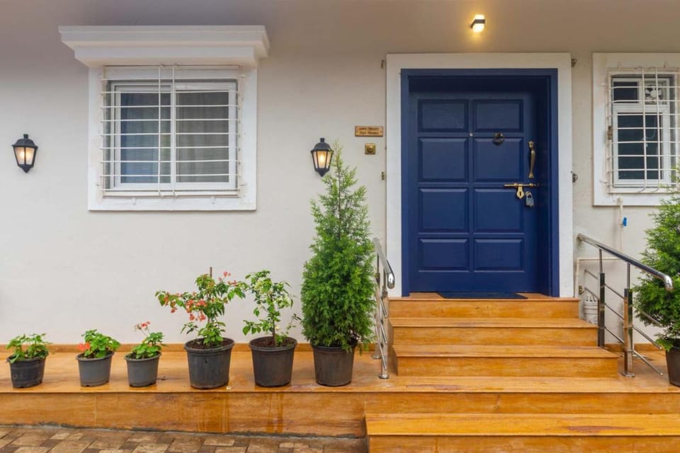 Beyond The Blue Door by VEO - Part of StayVista Villa in Maharashtra