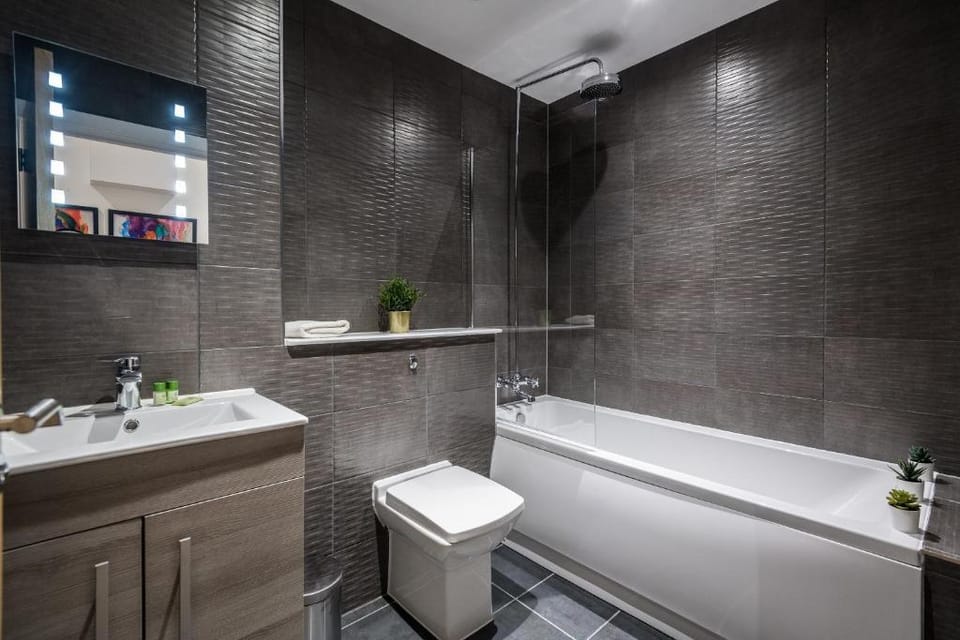 SGT Peppers City Centre Apartment with Terrace Apartment in Liverpool