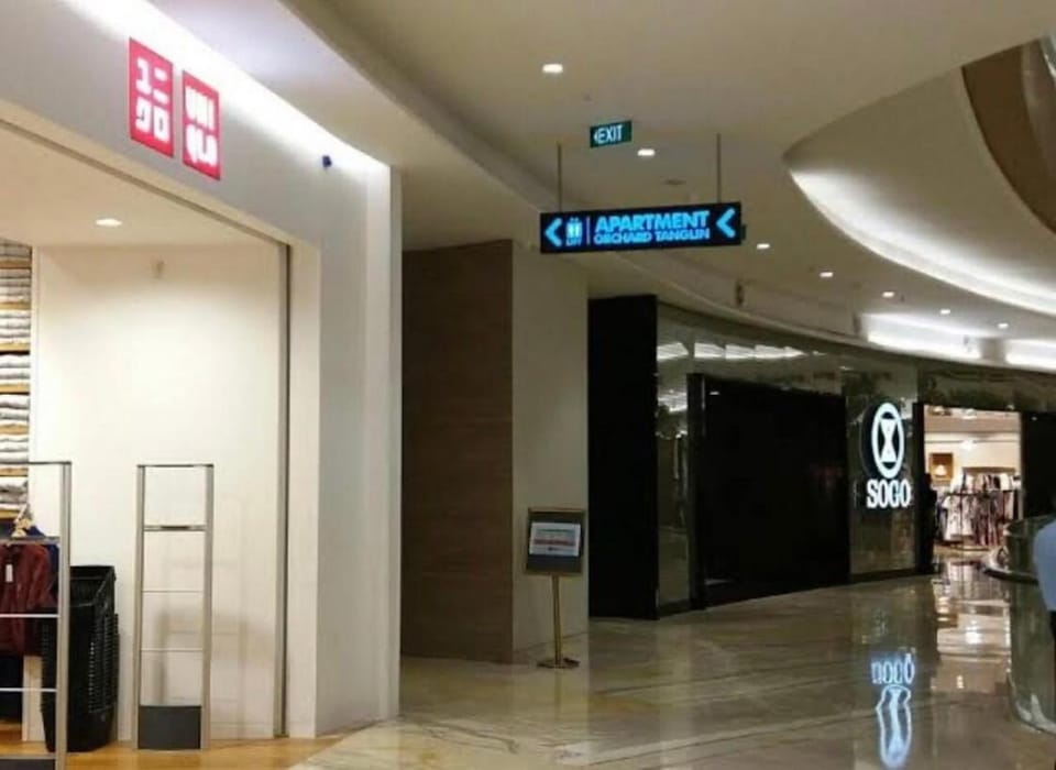 Apartemen Tanglin di atas pakuwon mall surabaya Apartment in Surabaya