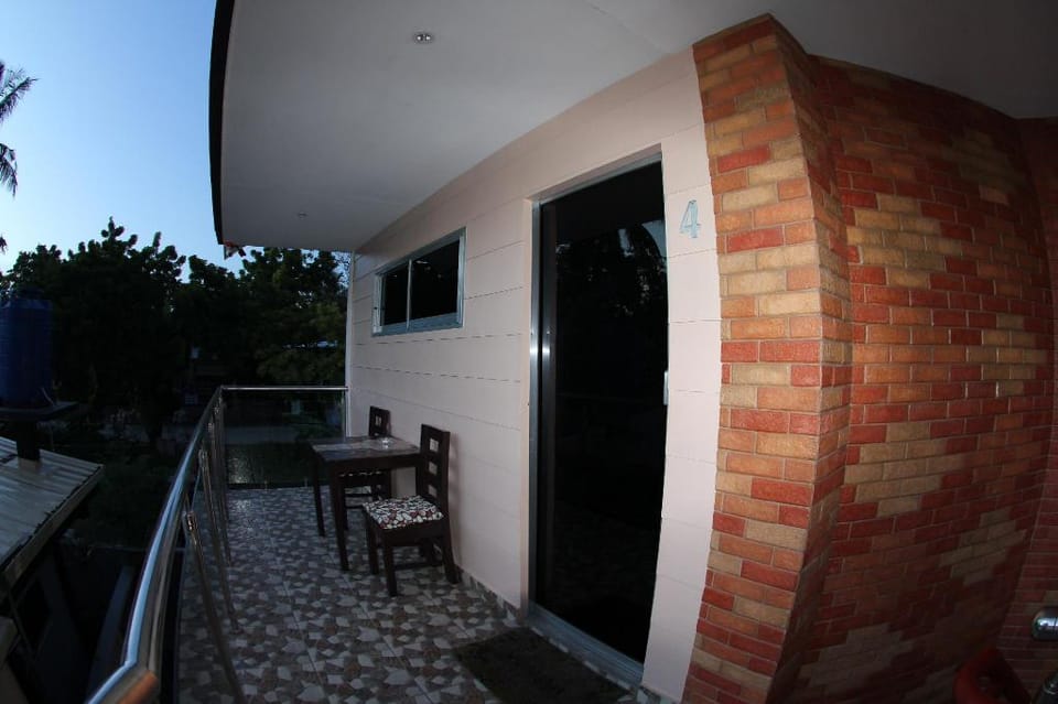Logan/ Sobis Apartments Room4 Apartment in Central Visayas