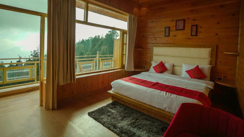 The Royals Apricot Garden Hotel in Uttarakhand
