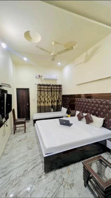 SHIV SHANKAR GUEST HOUSE Hotel in Punjab, India