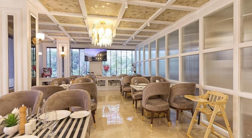 Hotel Royal 9 Bed and Breakfast in Uttarakhand