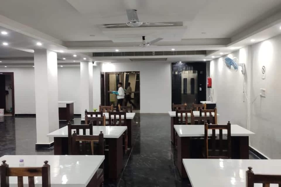 Hotel shree krishna palace Hotel in India