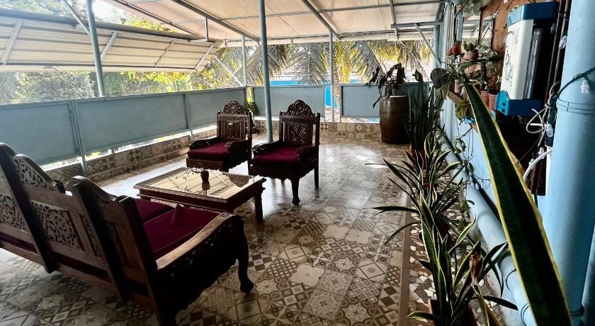 Easy Living Hotel in Benaulim