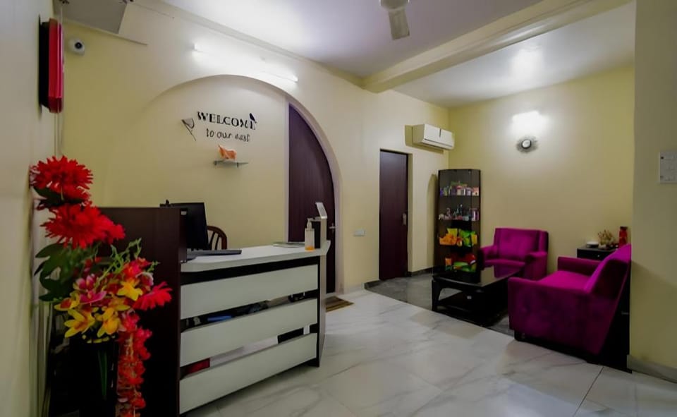 WHITEHOUSE Hotel in Kolkata
