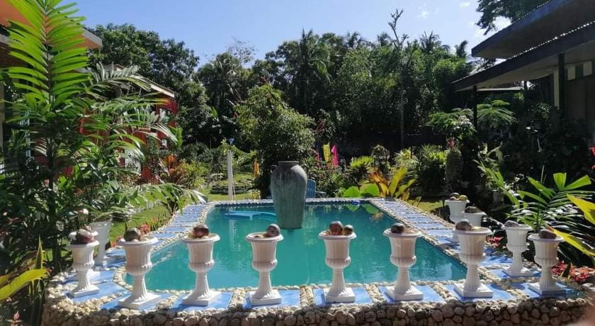 EDMUND’s INN & SUITES Hotel in Siquijor