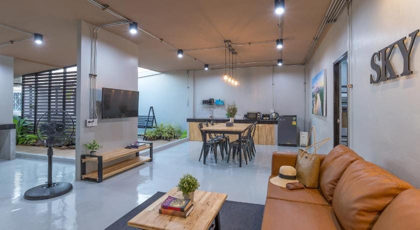 Otter House Apartment in Krabi Changwat