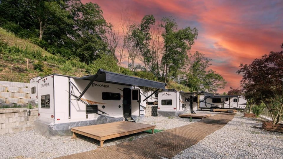 Youseongnongwon Caravan Bed and Breakfast in South Korea