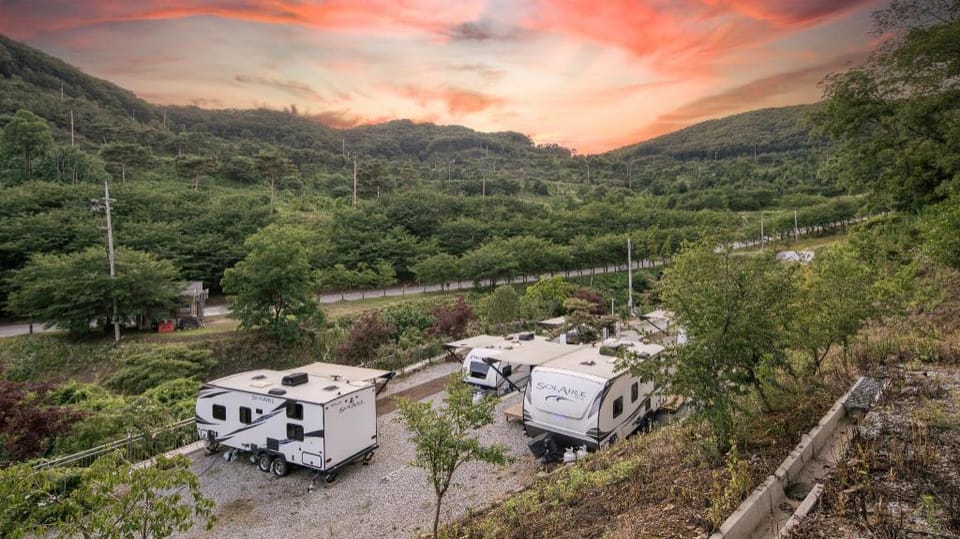 Youseongnongwon Caravan Bed and Breakfast in South Korea