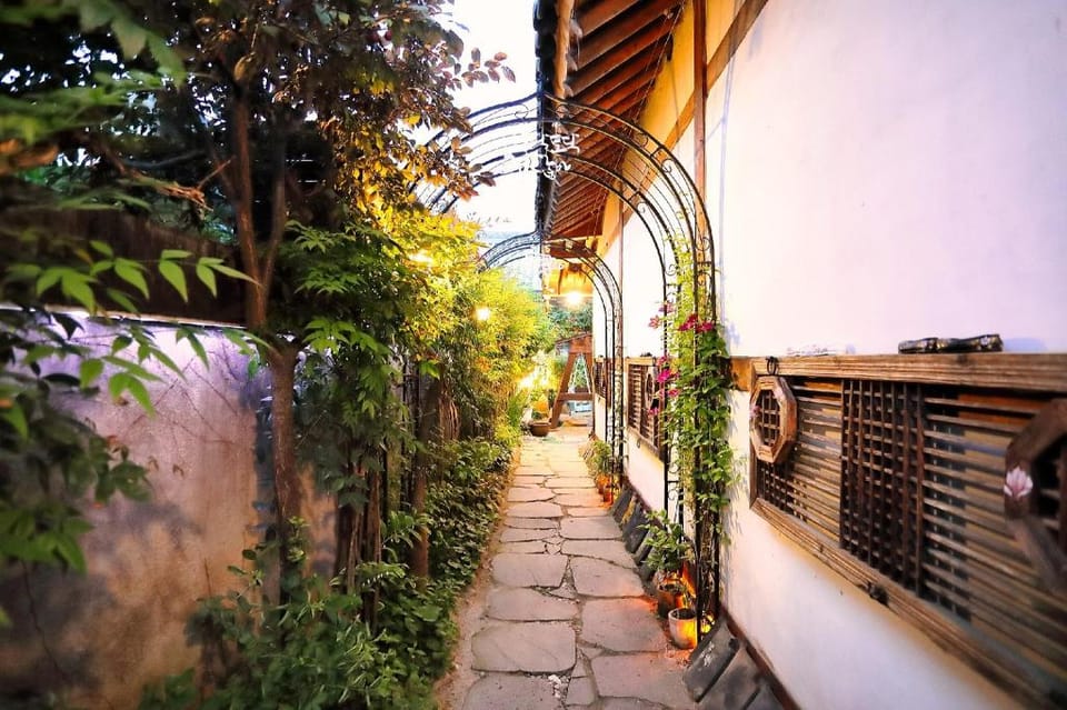 jeonju kotzari hanok Bed and Breakfast in South Korea