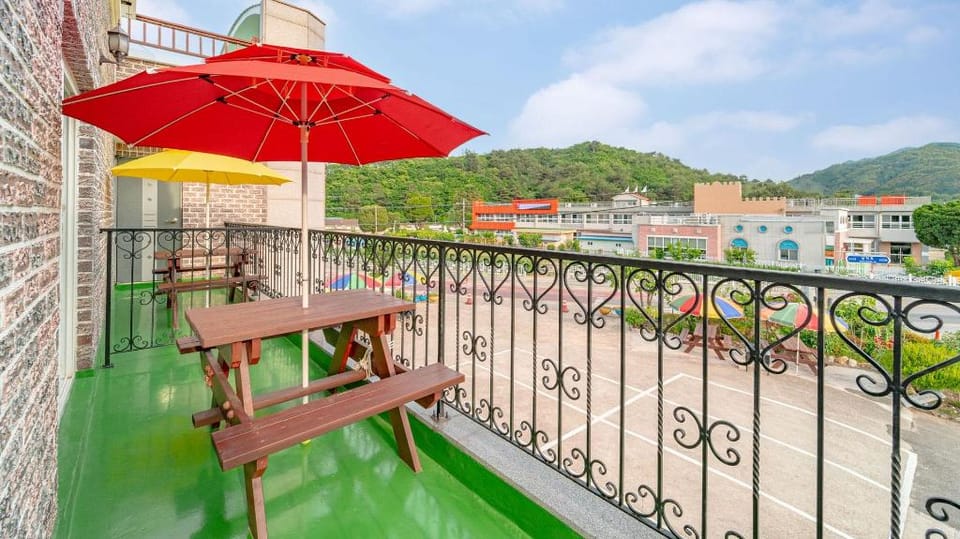 Samcheok badayeohaengpension Bed and Breakfast in South Korea