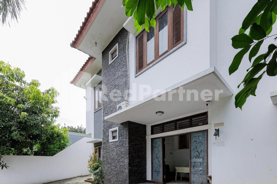 Karawaci Taman Permata Tiga Mitra RedDoorz Hotel in West Java